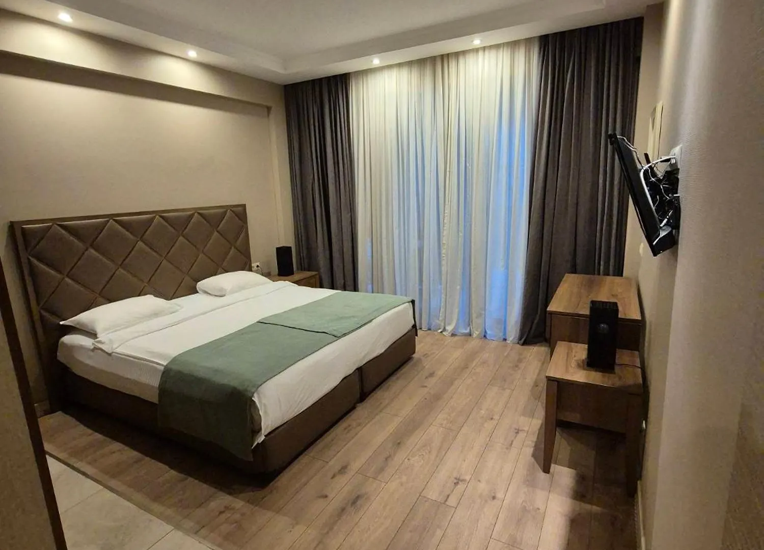 Boutique Hotel Mimino Tbilisi 4*,